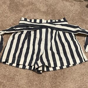 Dark blue and white pin stripe paper-bag shorts (M)